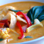 One-Pot Thai Red Curry Soup: Quick, Flavorful Comfort Bowl