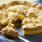 Crunch Magic: Smart Uses for Cookie Crumbs in Pie Crusts